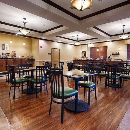 Best Western Plus Emory At Lake Fork Inn & Suites Eksteriør billede